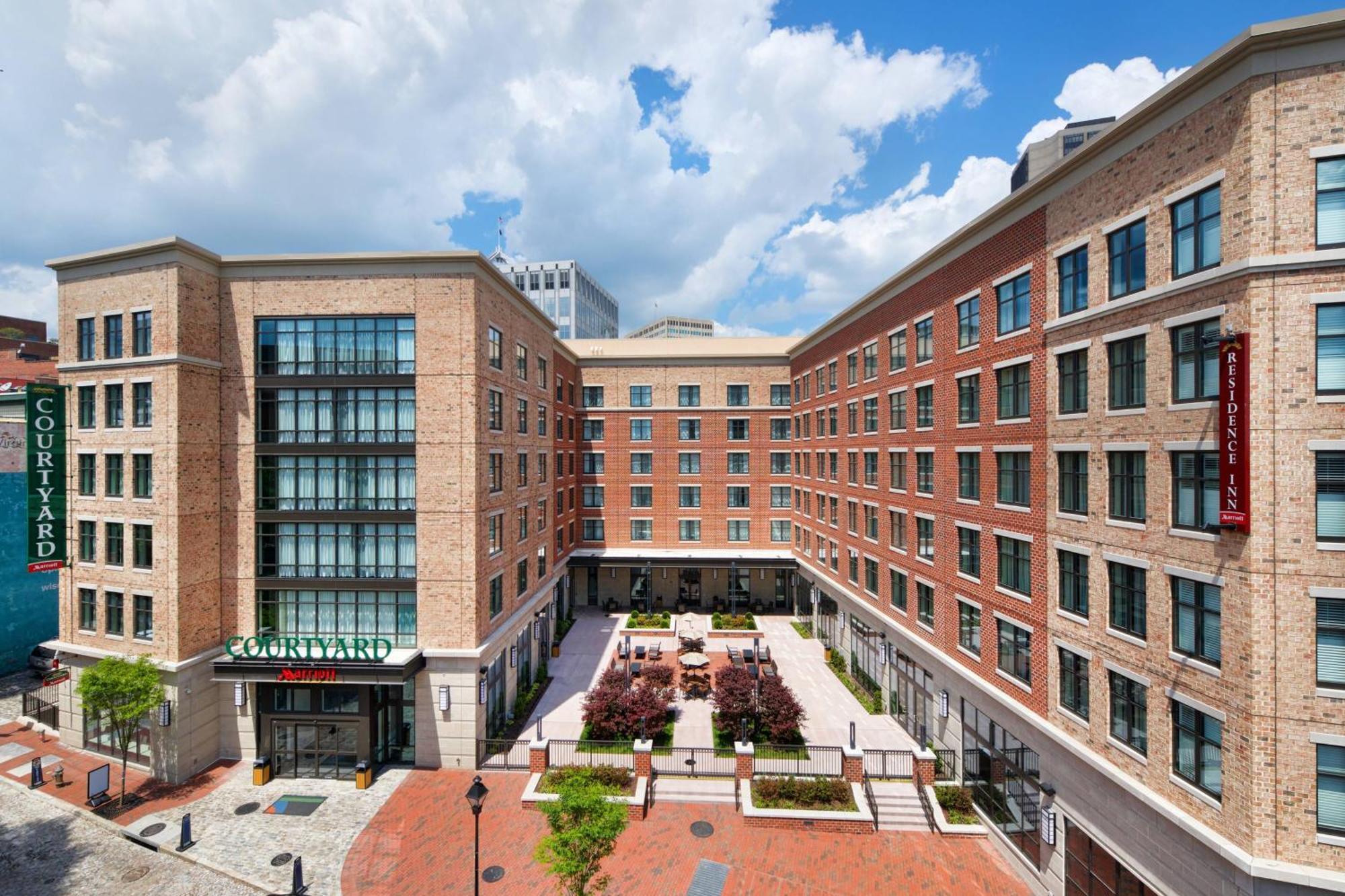 Courtyard By Marriott Richmond Downtown Hotel Ngoại thất bức ảnh