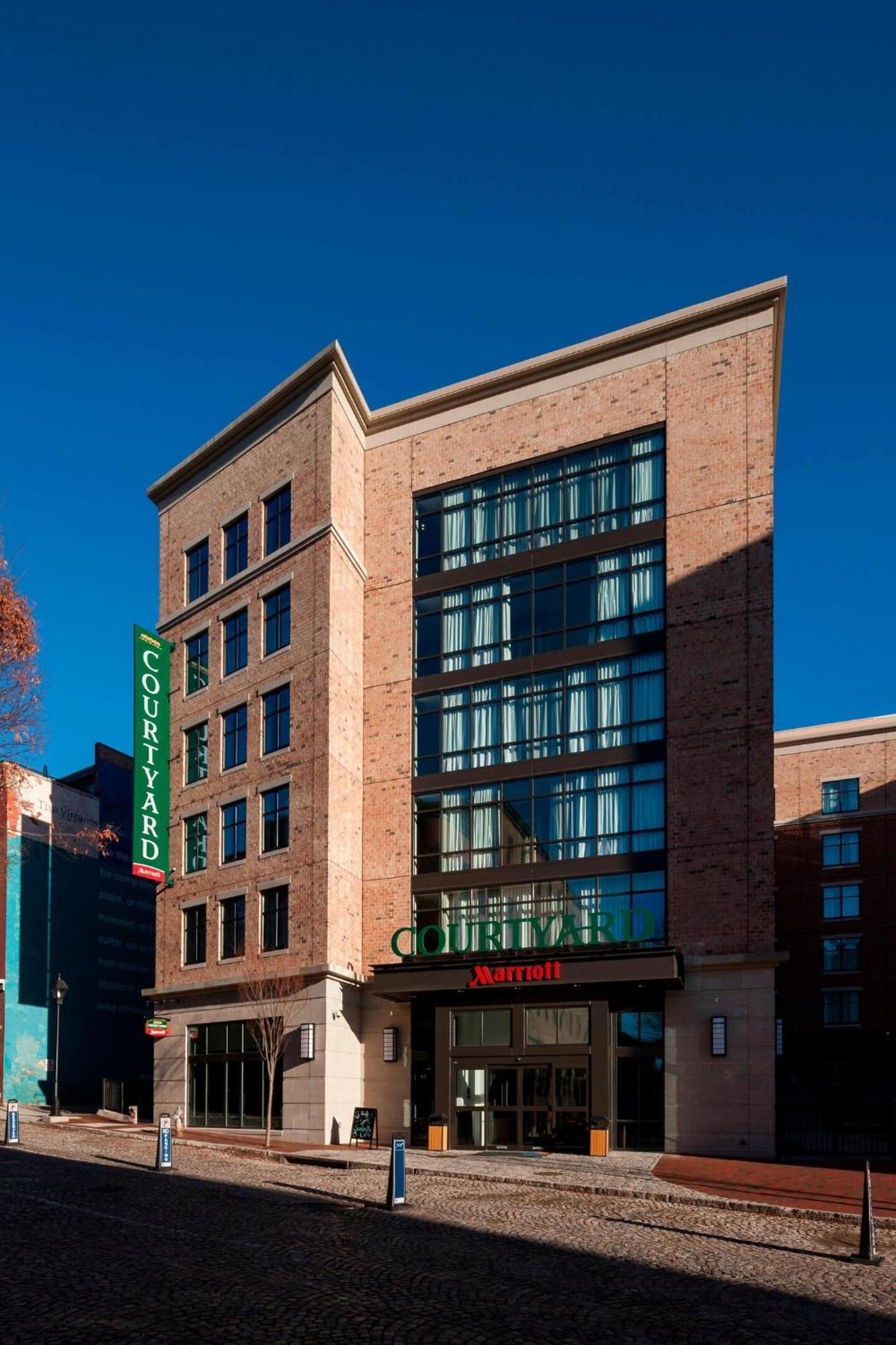 Courtyard By Marriott Richmond Downtown Hotel Ngoại thất bức ảnh